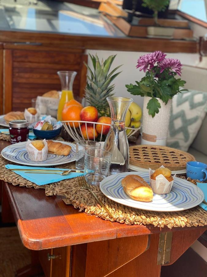 Sailing Nights Boat&Breakfast Ξενοδοχείο Αλγκέρο Εξωτερικό φωτογραφία
